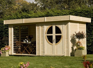 L'abri de jardin en bois type pergola avec portes coulissantes